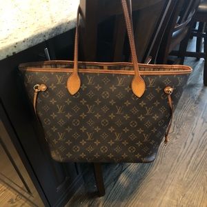 Louis Vuitton Neverfull